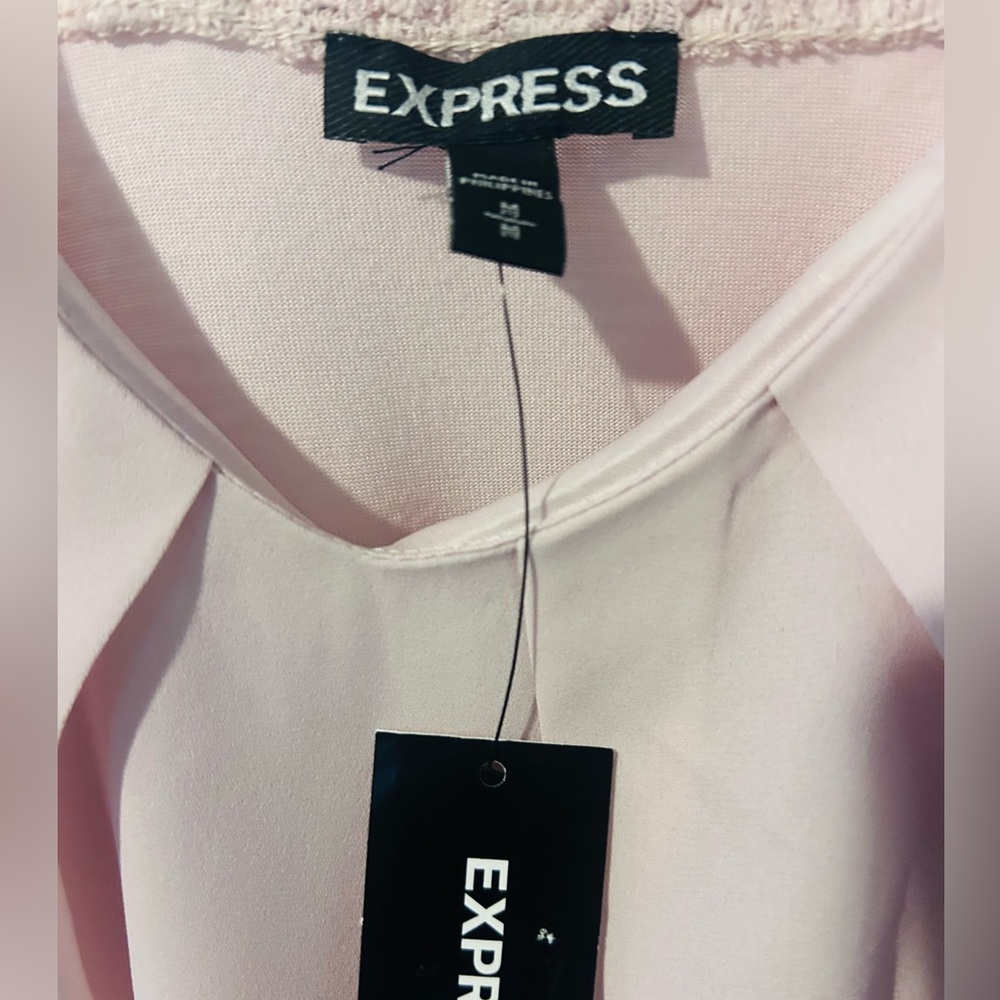 Express Pink Rose Pleated Camisole Tank Top, Size Medium - Picture 16 of 16